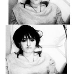 ZeynebSahinn's profile picture. Olmadı kaçarız.