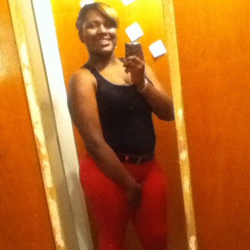 Biqq_lyssa's profile picture. ❤ I love my bestfriend ! @hescreamsbree Living Life Like its Golden !