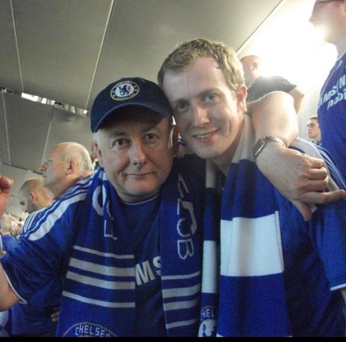 Chelsea season ticket holder SHL &
Chelsea Pitch Owner. CST member. Chelsea since 1970