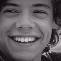 sono il 2° accaunt limit di quel bastardo di @Harry_itastyles