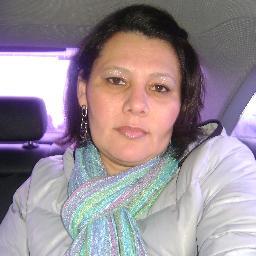 Gosto muito de mim!!! Tou sempre de bem com a vida!!! Gosto de viver intensamente...