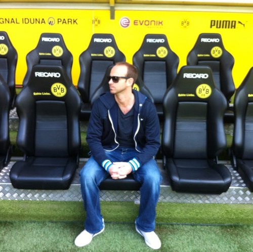EFC, Football, Golf, NFL, wife, family, friends. #Bully. Views are my own (that's for you @IzAhmed )