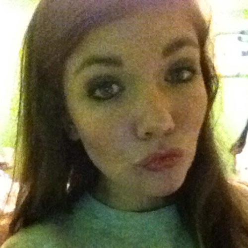 DankDecisions's profile picture. Just a girl that's trying to make dank decisions daily