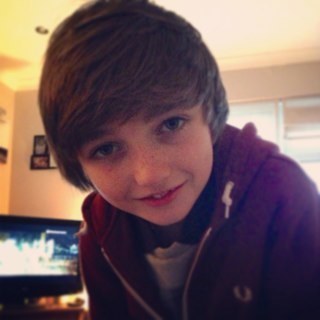 100% follow back :p 
                                               Instagram:1uke2001