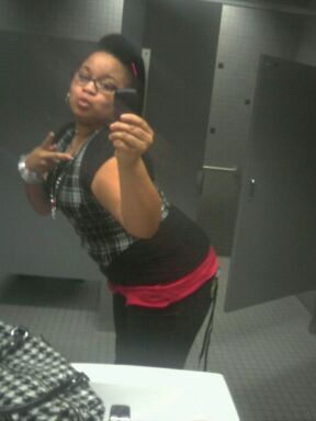 the sweetest texas girl you'll ever meet. Frencman Creole is my origin and i'm fly as can be...Trust me