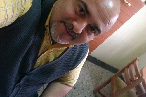 Educador por vocación.Agradecido de Dios por las maravillas que me regala. Amante de la música y de la buena comida compartida con mis hijos familia y amigos.