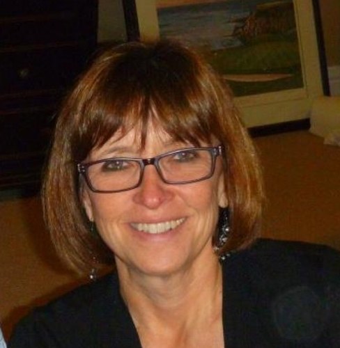 Mother of 5 / wife / proud Cape Bretoner / biker/ runner / volunteer / Norwex Consultant.
