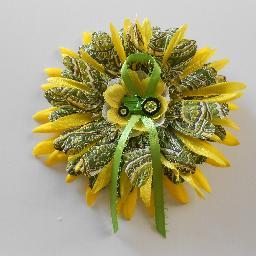 We design personalized hair pieces so that you will always be a one of a kind.