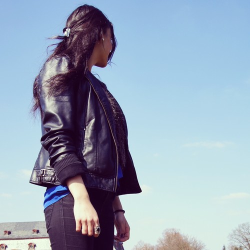 on my way to wonderland living young, wild and free!