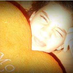 Sou uma menina legal e alto astral...