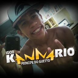 Quem disse que um Homem não ama , Pq um homem é capaz
de fica com coração sangrando por causa de uma mulher ,
sangrando até morrer .
