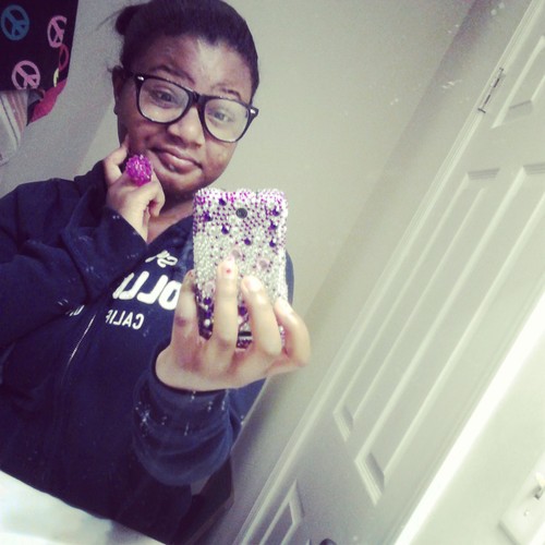 #TeamTaakenByHim #TeamDrizzy #TeamFacebookAndTwitter #TeamSmileyFaceLhuv33 #TeamDeveon'sWifeey33 #TeamKirsten'sBestFrandd