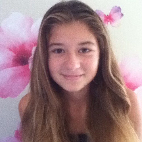 Olivia, NZ/Auckland #TeamFollowBack I love summer !! Follow my sister @GraceLAlley ❤✌❤