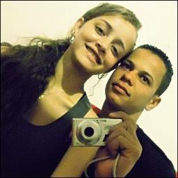 Eu quero mais é ser feliz :) @nathaliacamilla @nathalianec @ddlovato Amo vocês ♥ || #BestFriend @MyPessinny2 ♥  || @ClubeFollowBack