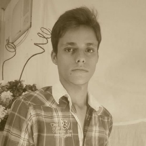O homem que não tem a música dentro de si e que não se emociona com um concerto de doces acordes é capaz de traições, de conjuras e de rapinas.