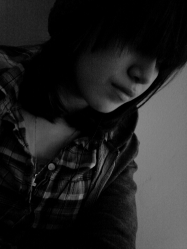 andy_bvbarmy's profile picture. im melanie...im 14 years old...~bvb~aa~botf~ect....~anime....emo...~follow me and i follow back....     i play electric guitar
