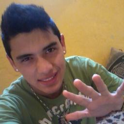 Deeuus acimaa de todaas as coisaas ! geminianooo , 17 anoos , VASCAIIIIIIIIIINOO