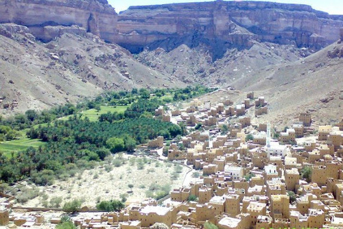 ‏الحياة كلمة والروح فكرة