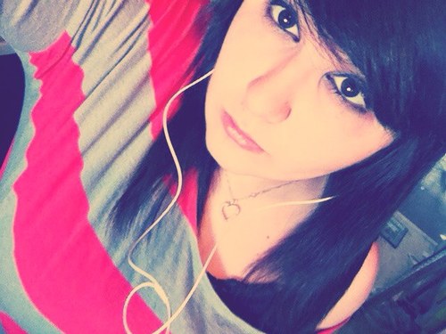 baby_gurl1067's profile picture. Hey(:
