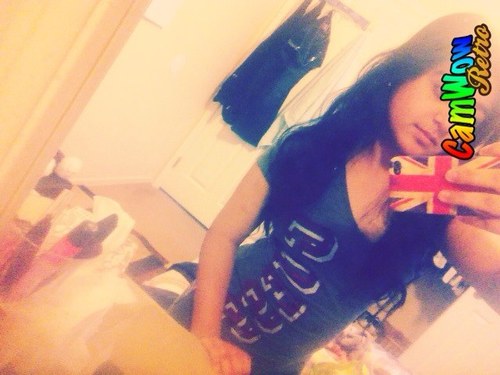 I love zayn malik and justin bieber !


Follow me i will follow yo ass back !