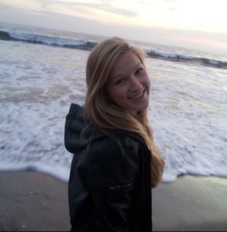 MeganReily5's profile picture. Never stop smiling :) you never know who is falling in love with it!