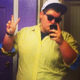 King__Real's profile picture. Names Jake . My lovely girlfriend of 1 1/2 years is Tamia . I love everyone unless you piss me off . & kittens . Love those little fuckers . ✌