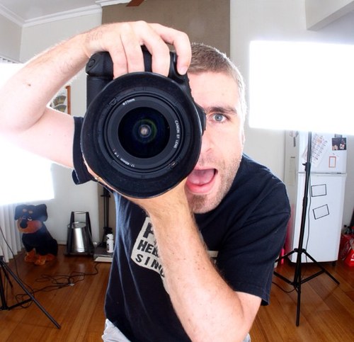 Photographer. Sport addict. Consumer of liquids. Conveyor of cheekiness.