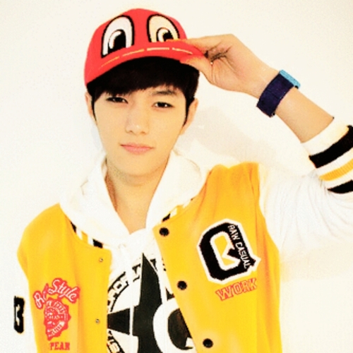 infiniteのエルbotいむにだ。みなさんの永遠のボーイフレンドです。フォローは@,サヨナラはブロックして。start2013.4.21~