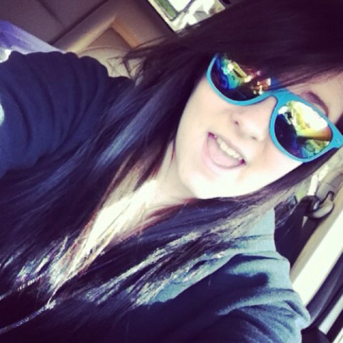 im bree, i live life to the fullest with no regrets! (: