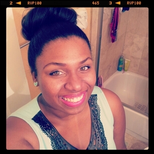 daBriSpot's profile picture. provocative.blunt.beautiful.
Dare to enter my world.