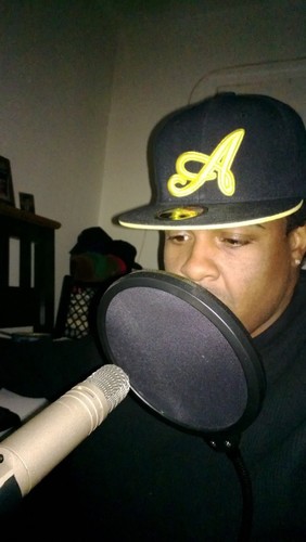 I'm a Artists wit ATG MUSIC GROUP I BEEN DOING THIS FOR 15=YRS MY LIFE HAS BEEN A LONG ROAD TRAVELED IM A FATHER OF 8 FOUR MINE AND WELL U KNOW THE REST