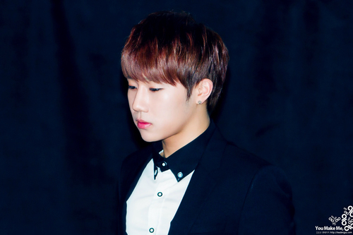 [I'm Not real SungGyu/Parody Account] 백유님이쓰신 성규야울어봐 패러디계정 / 나이는 17살, 고1 / 팬애칭은 울보 / (12.07.17~) 우현이 @CryingGyu_NWH 리밋계 @CryingGyu_KSK_