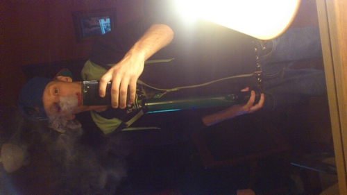 100on_it's profile picture. #rollweedtime// #teamandroid // 19 // XX93// death before dishonor