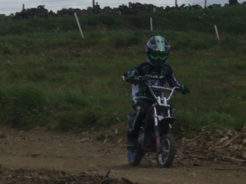 insolution99's profile picture. 