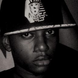 Am Pricey, willing to suffer in order to be successful.. Rapper n SongWritter@ #RapKwanzaNation #KwanzaMusic #myTeam_wins