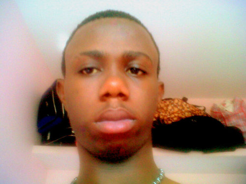 hey 'ya! follow me and  @Paris_a_Jo . we follow back for sure! love my life!!