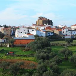Un pueblo pequeño pero muy prágmatico, a la vez, que acogedor. Genticlicio: matiego/s.
