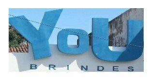 A You Brindes é uma empresa voltada exclusivamente ao desenvolvimento de soluções criativas em produtos promocionais. Com o segmento de brindes em gerais.