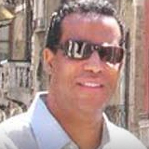 I'm electronics engineer, researcher in the alternative energy industry and Digital Printing, printed circuits, energy harvesting
