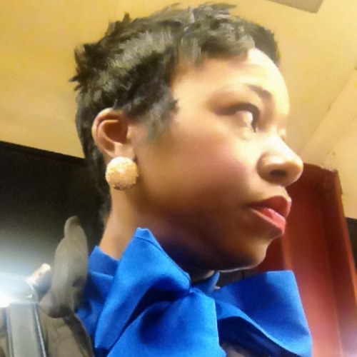 hesterhairstory's profile picture. 