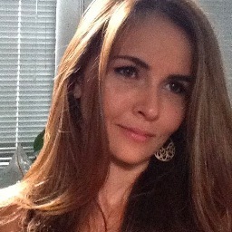 Journalist, producer, writer, world traveler, supermom of 3kids! Freelancer for international media: BBC, CNN, Deutsche Welle, CCTV, etc.