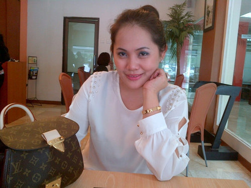 geenaa_aini's profile picture. 