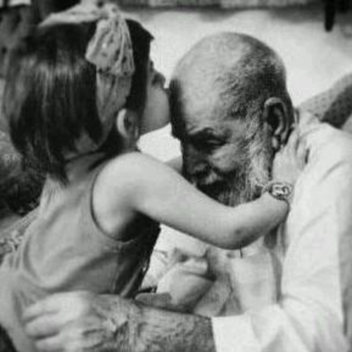 alsrab811's profile picture. ‏‏‏‏‏إلى كل أحلامنا المتأخرة :تزيّني أكثرفـإنّ لكِ فألَ يوسُف ♡♡