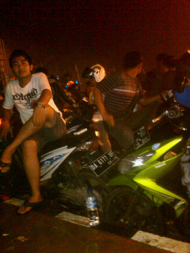 Tetap jalani hidup ini tuk melekukan yg terbaek {just mention to follback} |pin 315862DB
