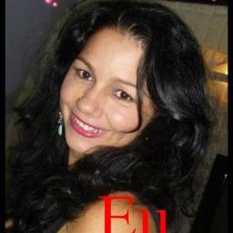 Muito feliz ao lado de uma pessoa que  deus escolheu para mim , tenho fé em deus que logo vou ser  mamae de novo