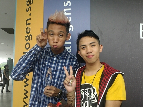 Loving the swaggy me~ Forever loving Ah Boys To Men~ Living in SG for the past 15 years~