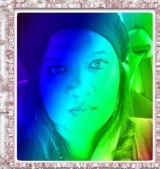 luvashneen's profile picture. 