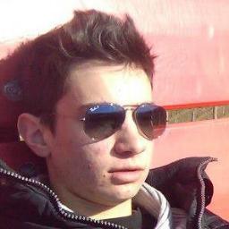 @Forzi_cina Se non sei tu l'amore l'amore non esiste (8 mesi) 02-02-13
