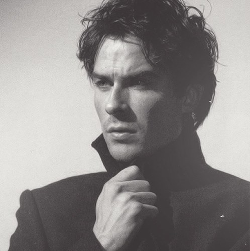 extinctfeeling's profile picture. Engaged, to my beautiful fiance.@AttractiveFlame.