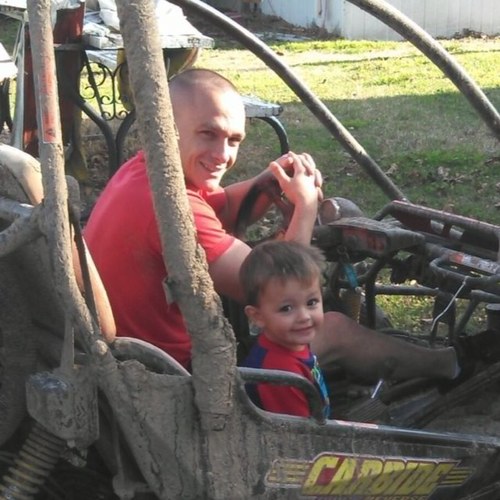 DylanHood11's profile picture. 